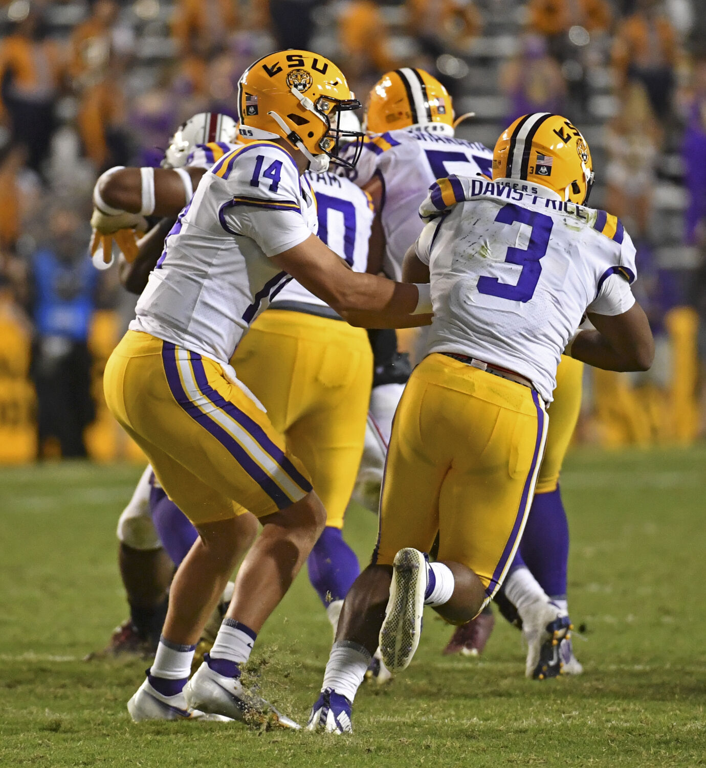 BR.lsucarolina.102520 HS 3924.JPG